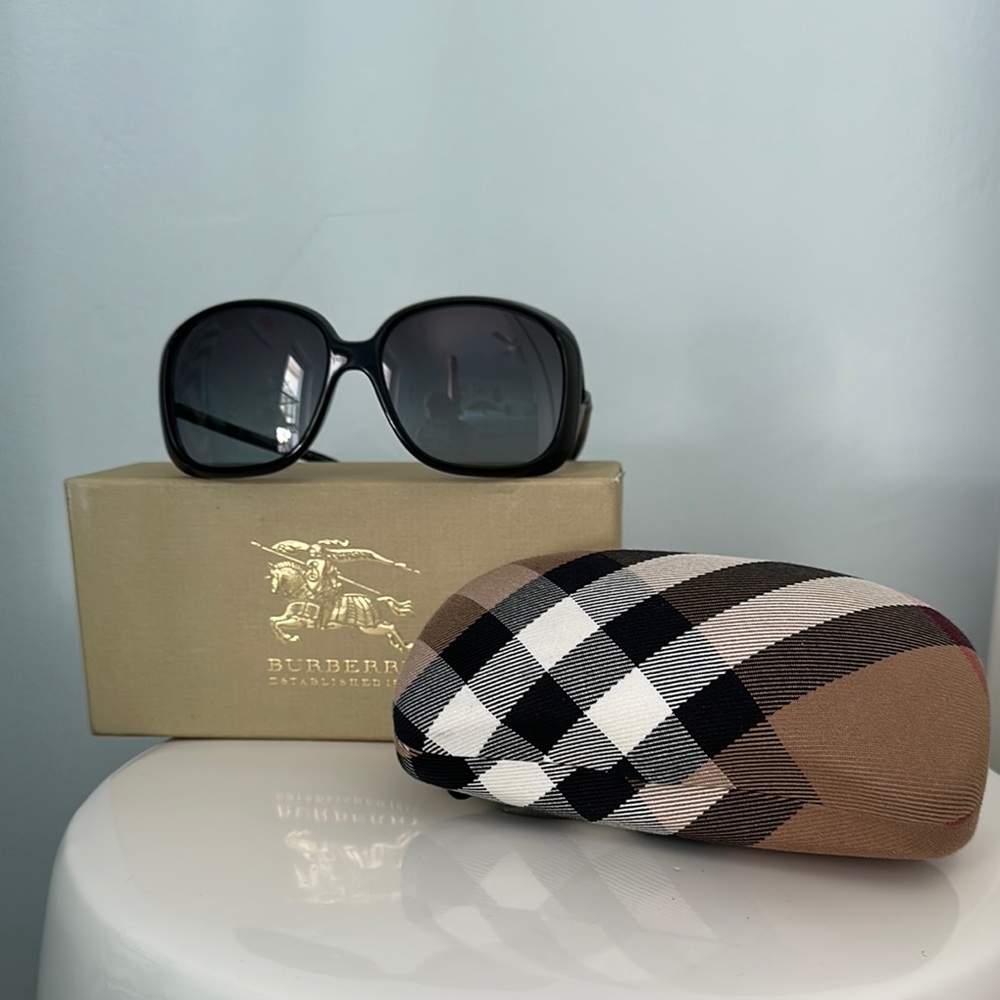 Burberry Black Sunglasses